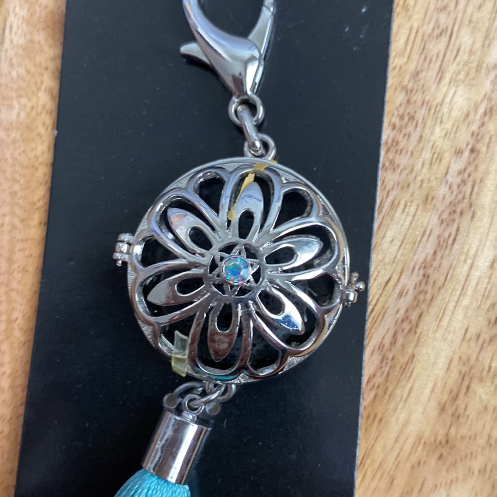 Key chain - Picture 2 of 2